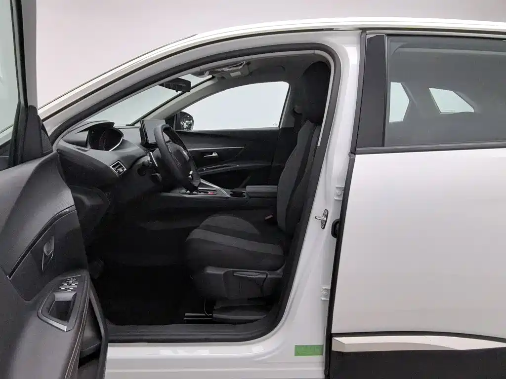 Peugeot 4008 — миниатюра 10