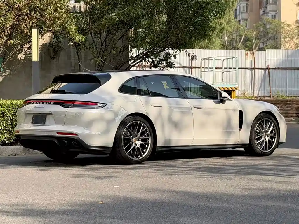 Porsche Panamera — миниатюра 11