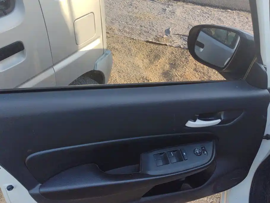 Honda Fit — миниатюра 7