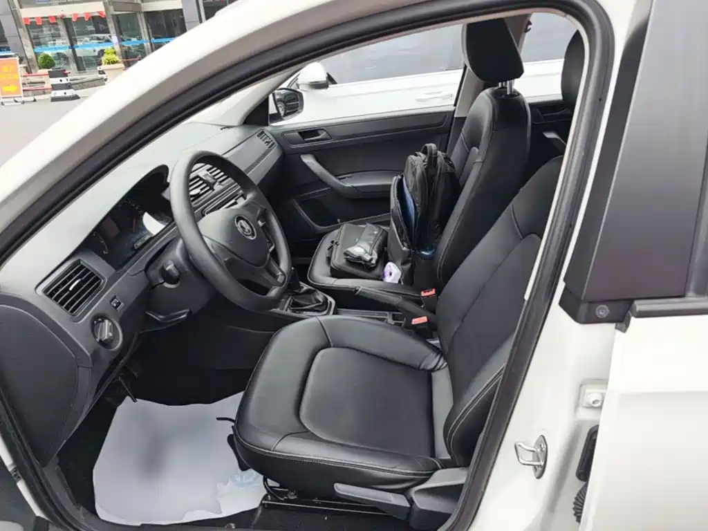 Volkswagen Santana — миниатюра 15