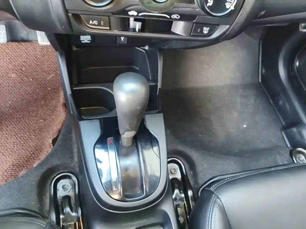 Honda Fit — миниатюра 14