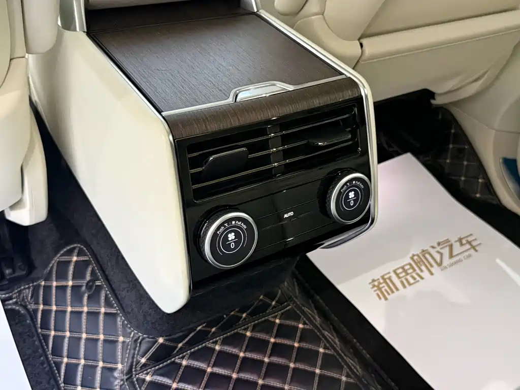 Land Rover Range Rover — миниатюра 16