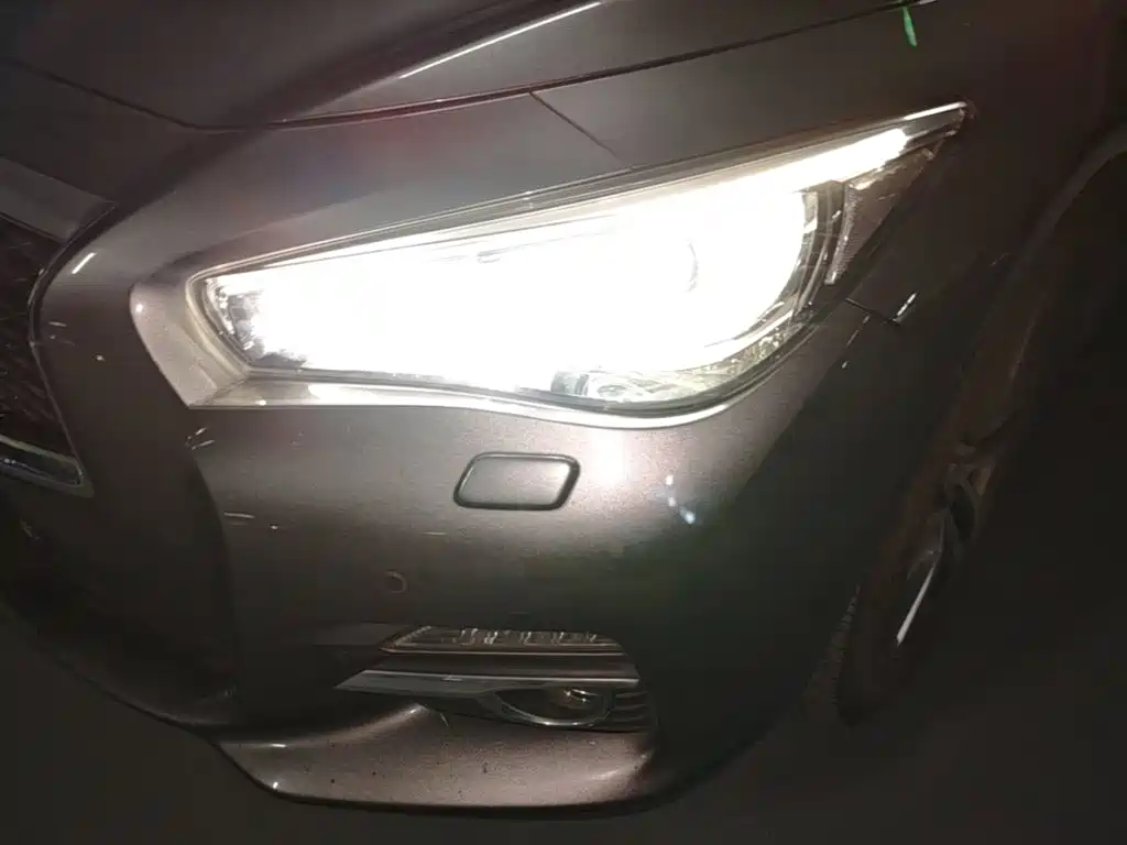 Infiniti Q50L — миниатюра 24