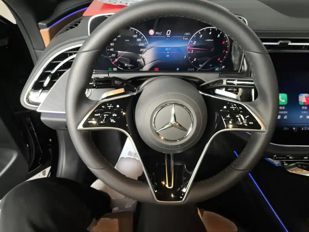 Mercedes-Benz E-Class (Import) — миниатюра 7