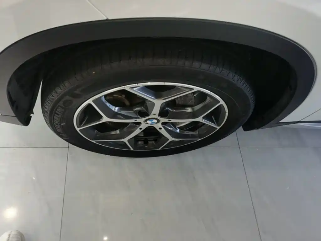 BMW X1 — миниатюра 23