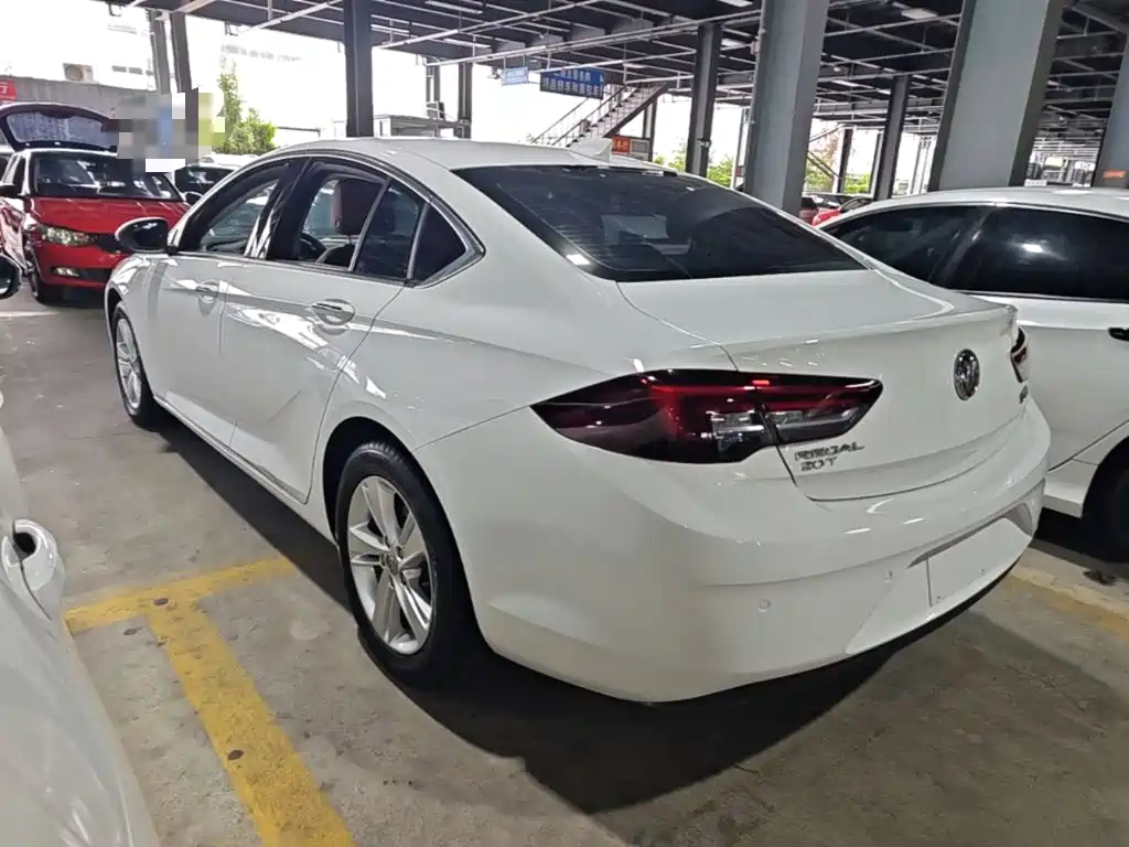 Buick Regal — миниатюра 5