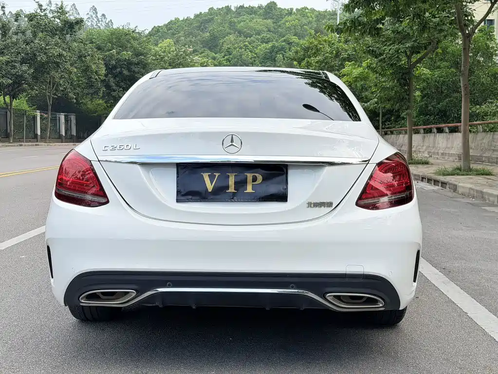 Mercedes-Benz C-Class — миниатюра 6