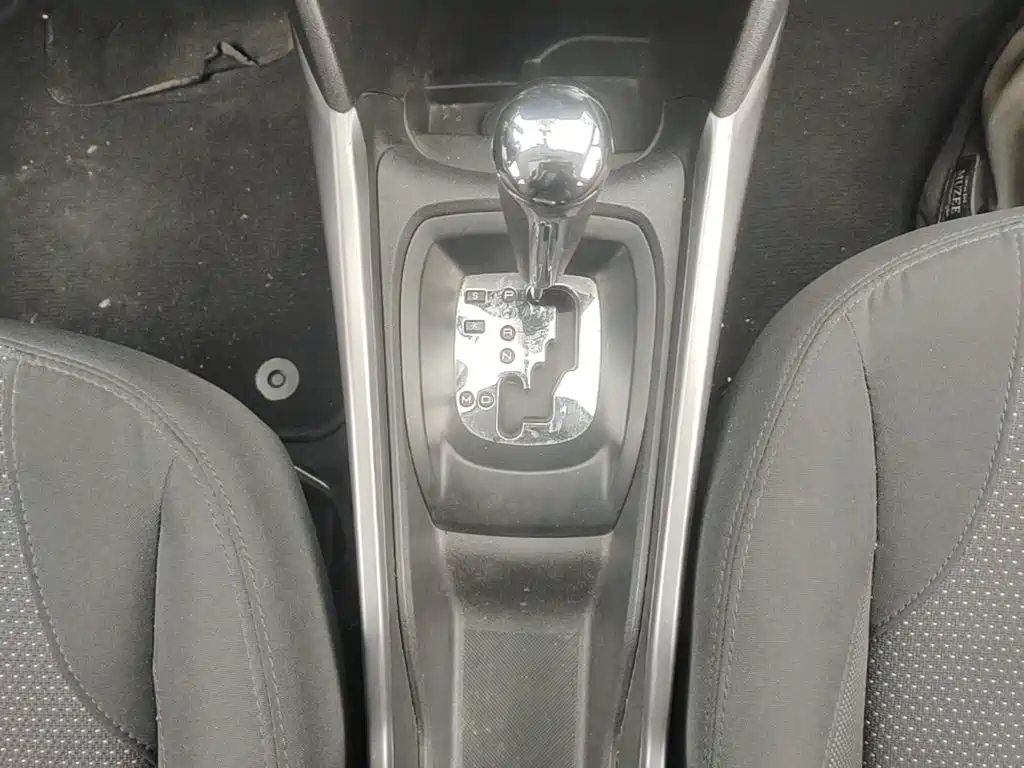 Peugeot 2008 — миниатюра 14