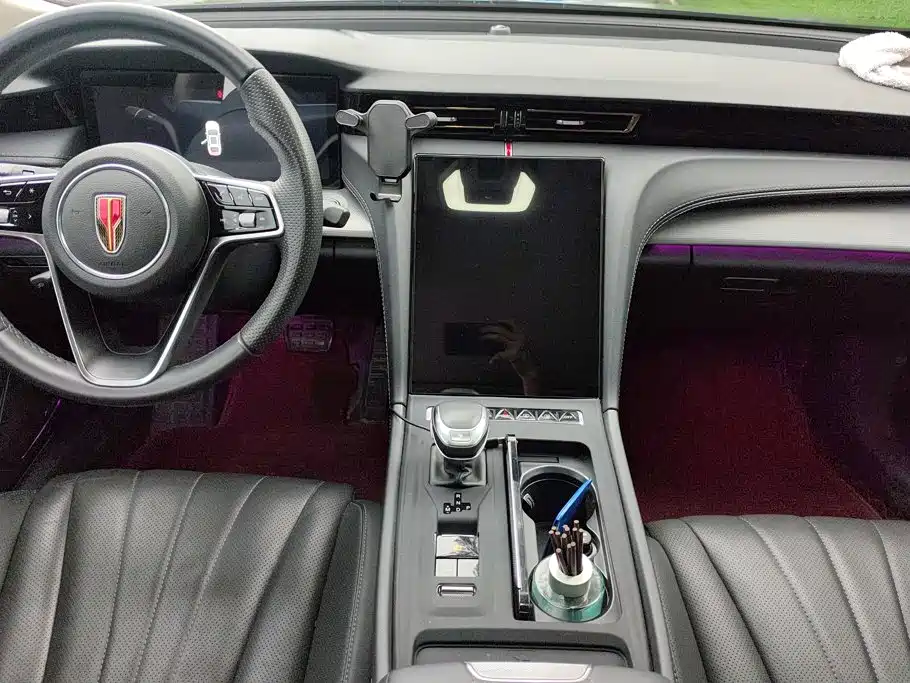 Hongqi Hongqi H5 — миниатюра 16