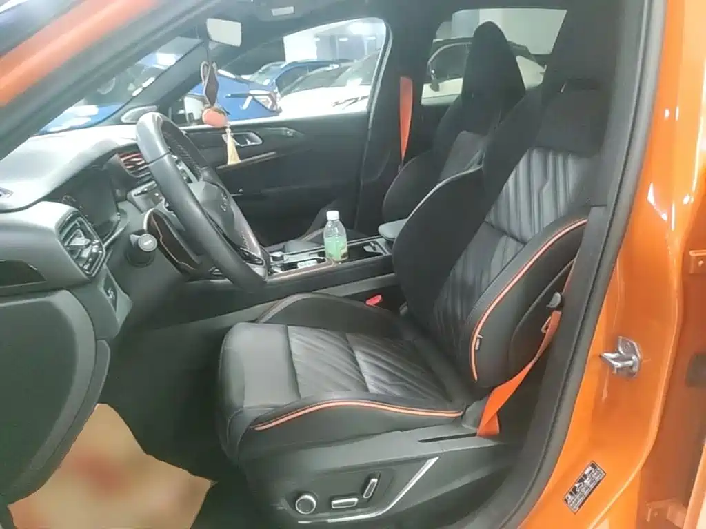 Lynk & Co 02 Hatchback — миниатюра 15