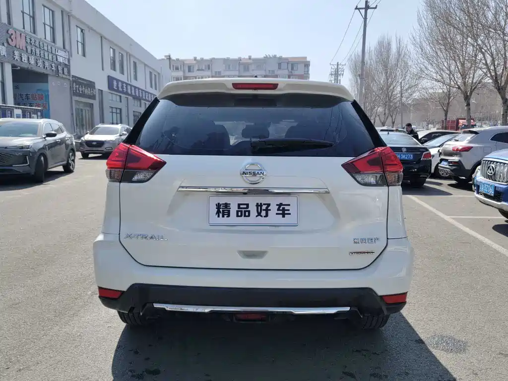 NISSAN QIJUN
