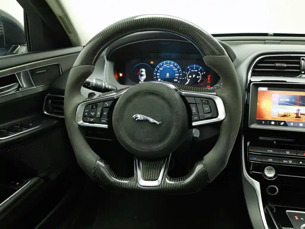 Jaguar XEL — миниатюра 11