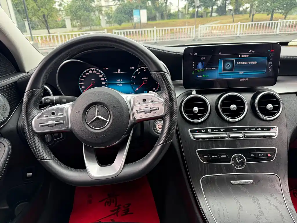Mercedes-Benz C-Class — миниатюра 12
