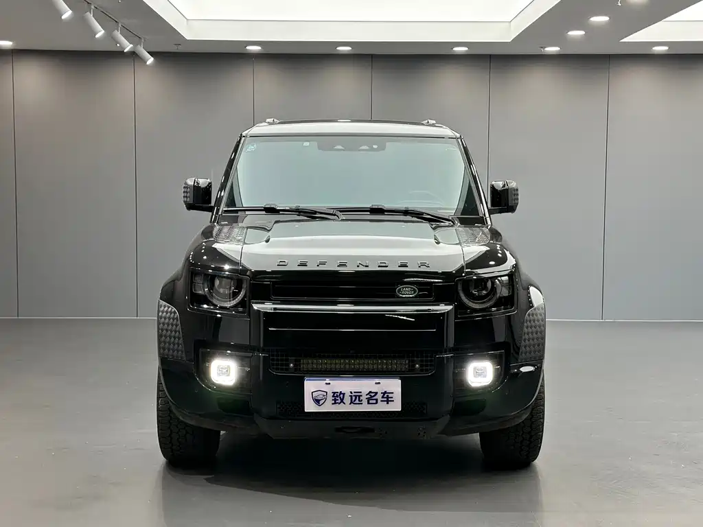 Land Rover Defender — миниатюра 2