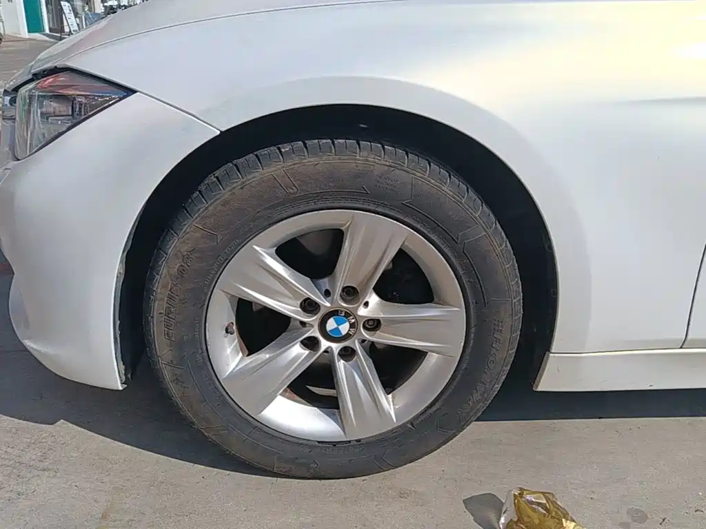 BMW 3 Series — миниатюра 23