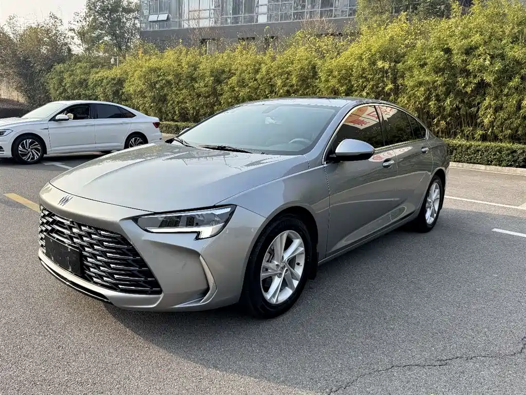 Buick Regal 2024