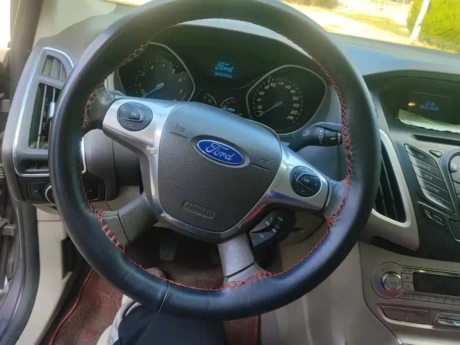 Ford Focus — миниатюра 15