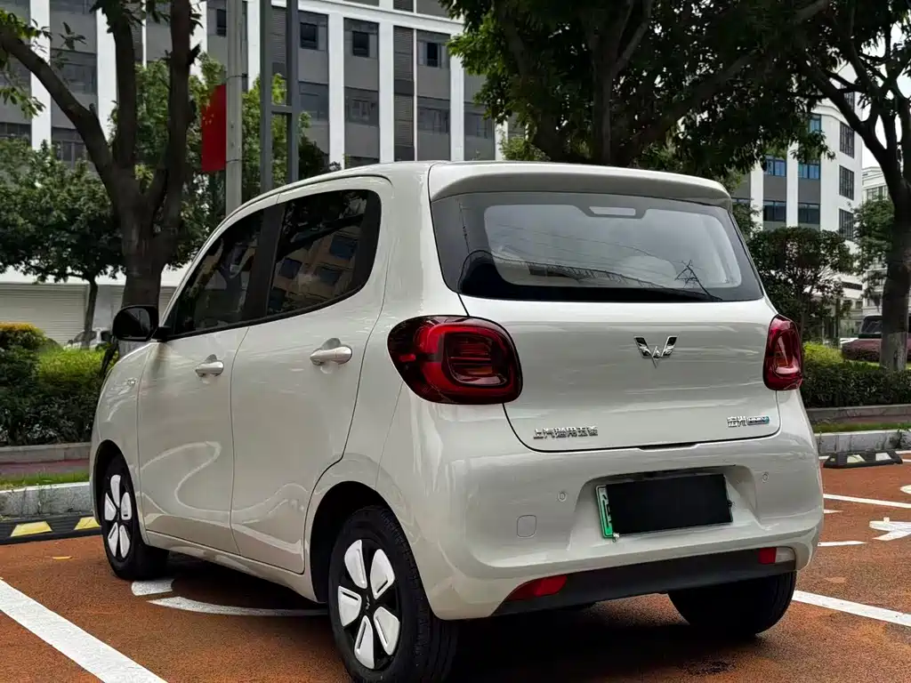 Wuling MINIEV — миниатюра 7