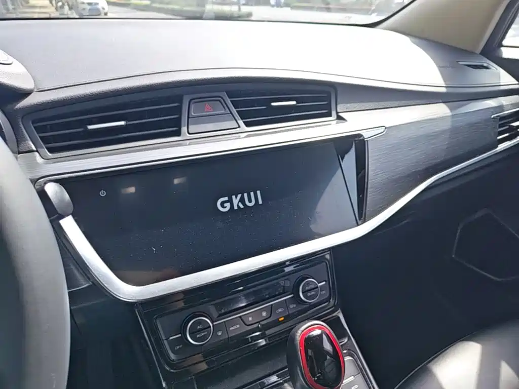 Geely Emgrand GS — миниатюра 13