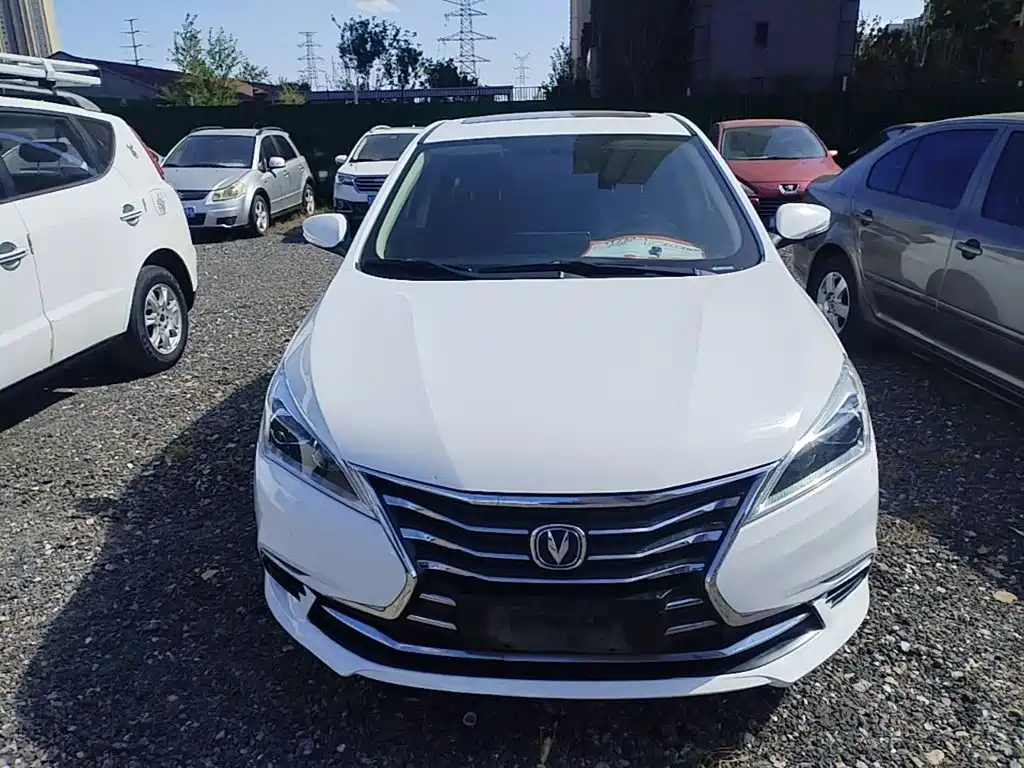 Changan Eado DT — миниатюра 3