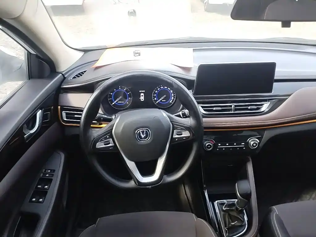 Changan Eado DT — миниатюра 11
