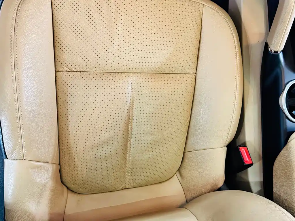 Porsche Cayenne — миниатюра 17