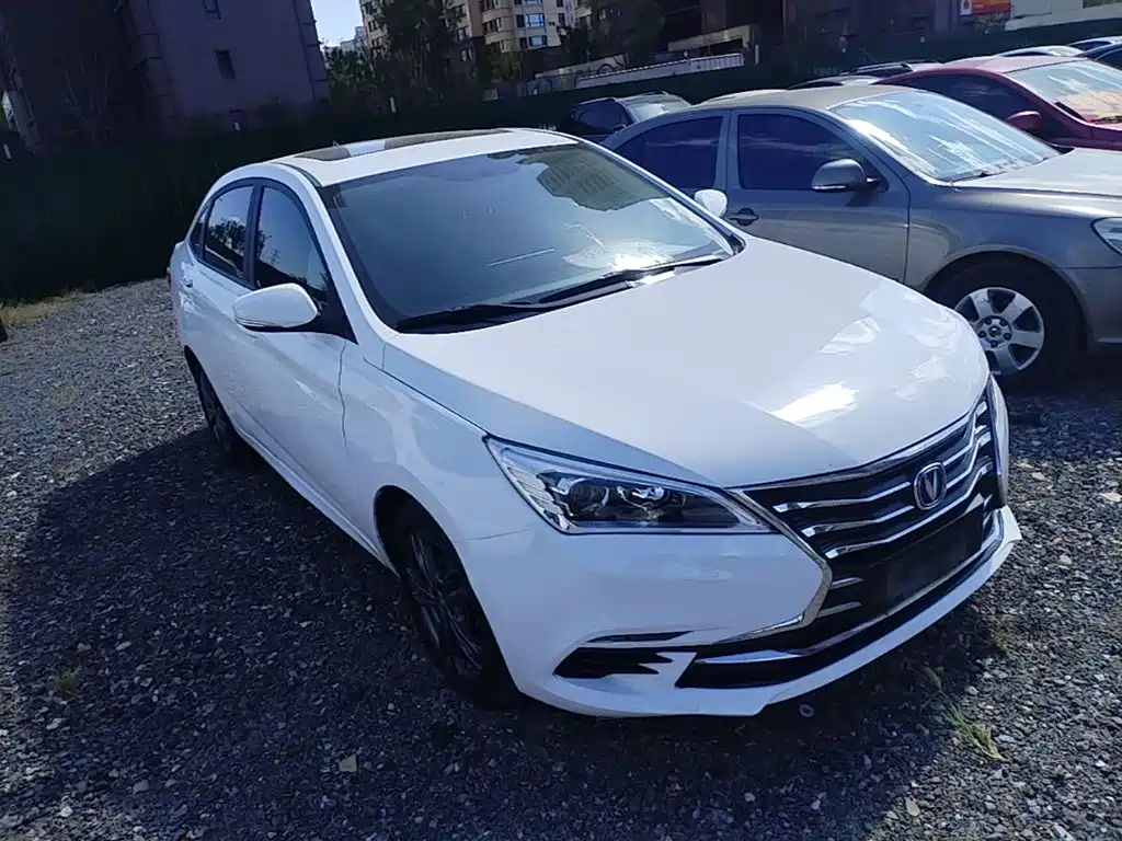 Changan Eado DT — миниатюра 4