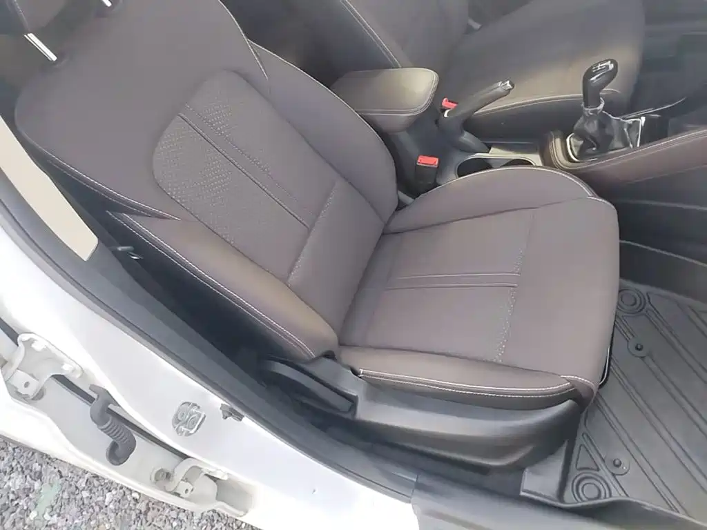 Changan Eado DT — миниатюра 25