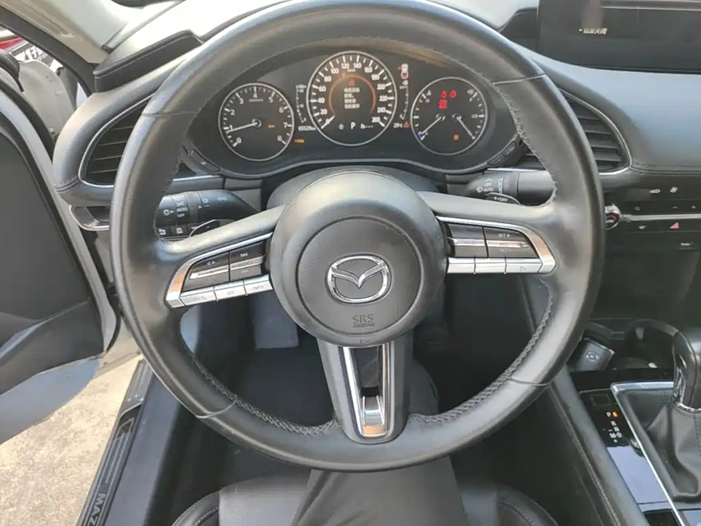 Mazda 3 Axela — миниатюра 11