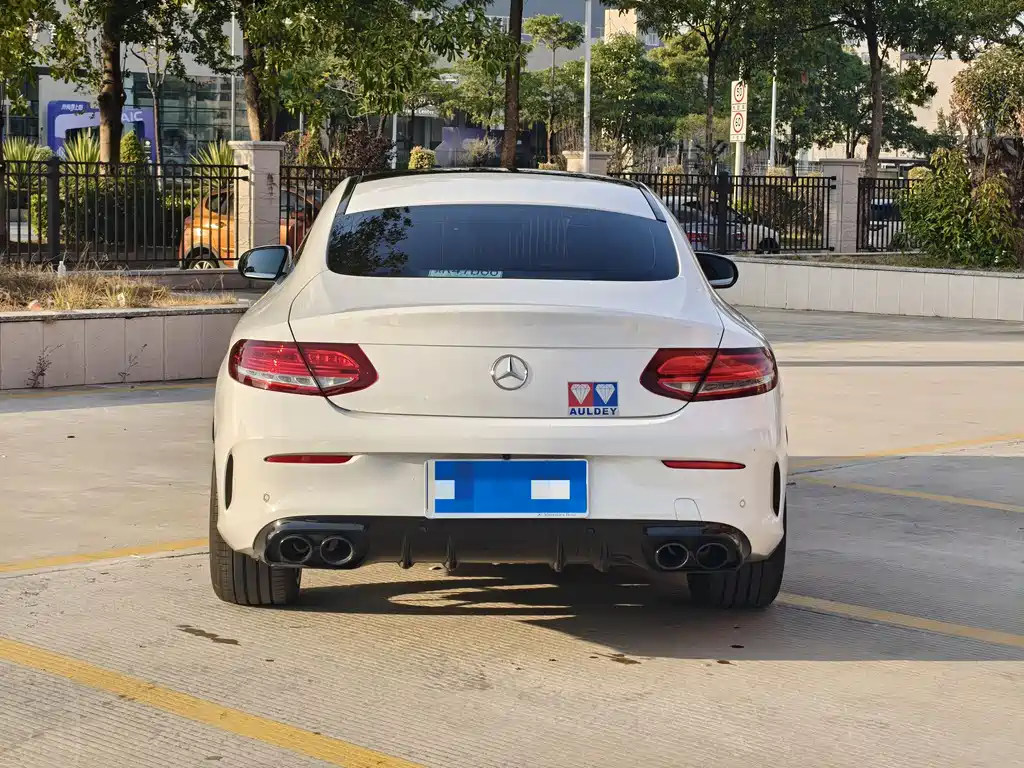 MERCEDES-BENZ C CLASS