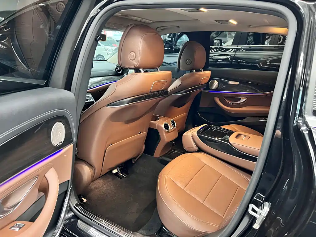 Mercedes-Benz E-Class E 2018 E 200 L Sport