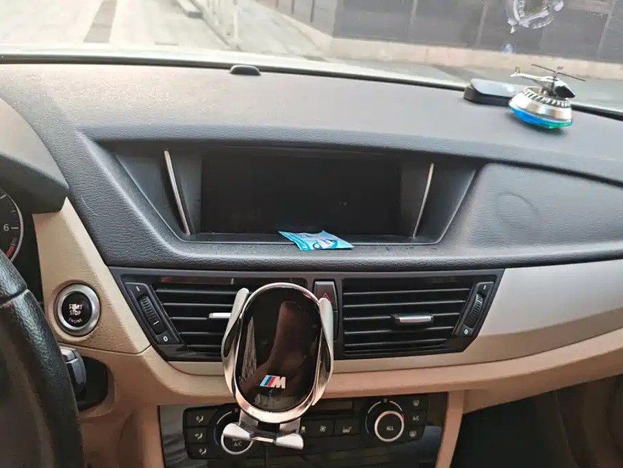 BMW X1 (Import) — миниатюра 13