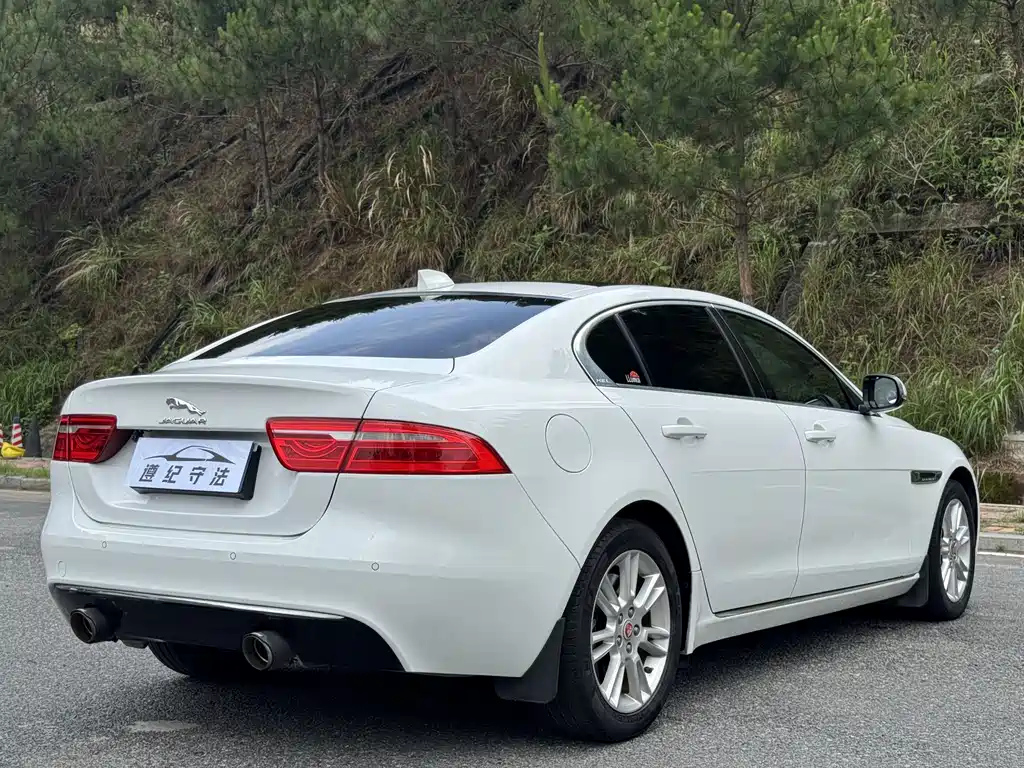 Jaguar XEL — миниатюра 7