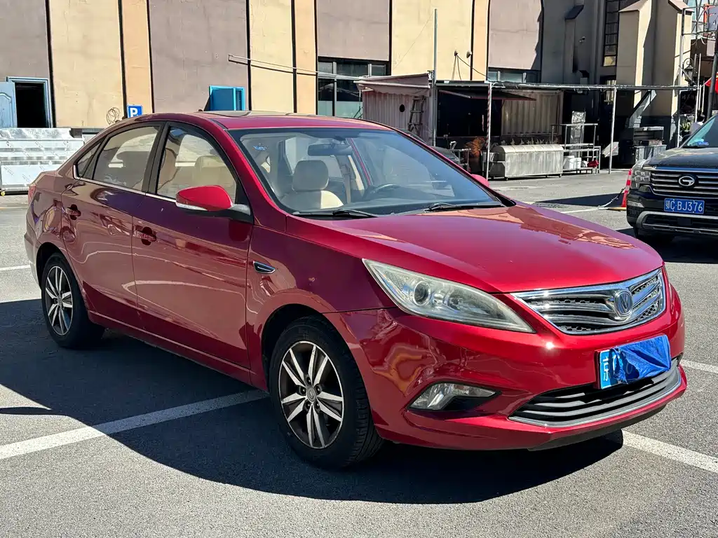 Changan Eado — миниатюра 2