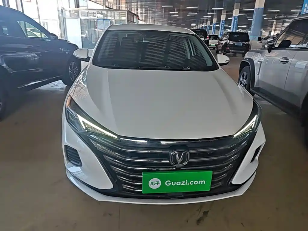 Changan Eado — миниатюра 3