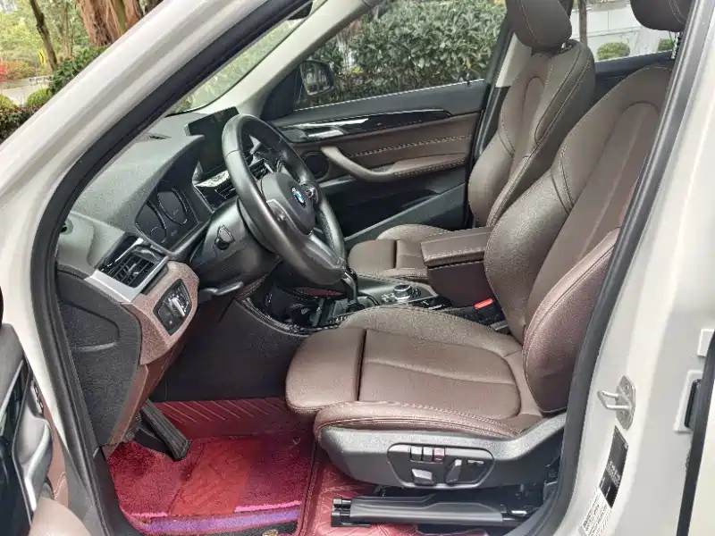 BMW X1 — миниатюра 4