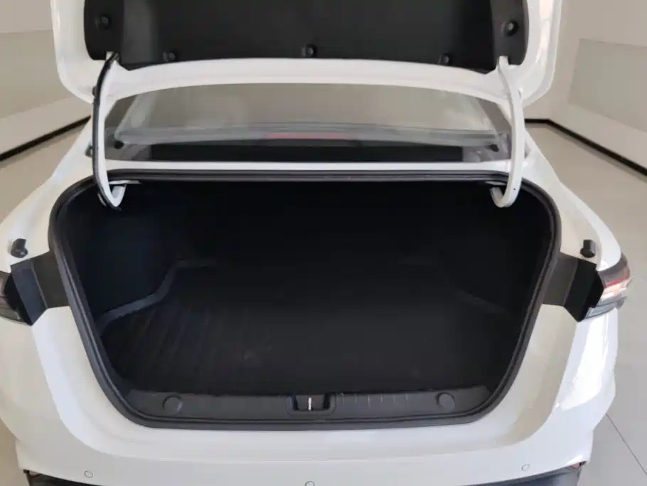 Geely Binrui — миниатюра 4