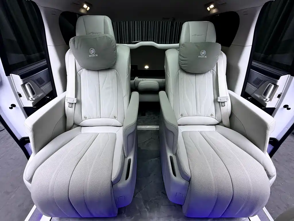 BUICK GL8 NEW ENERGY