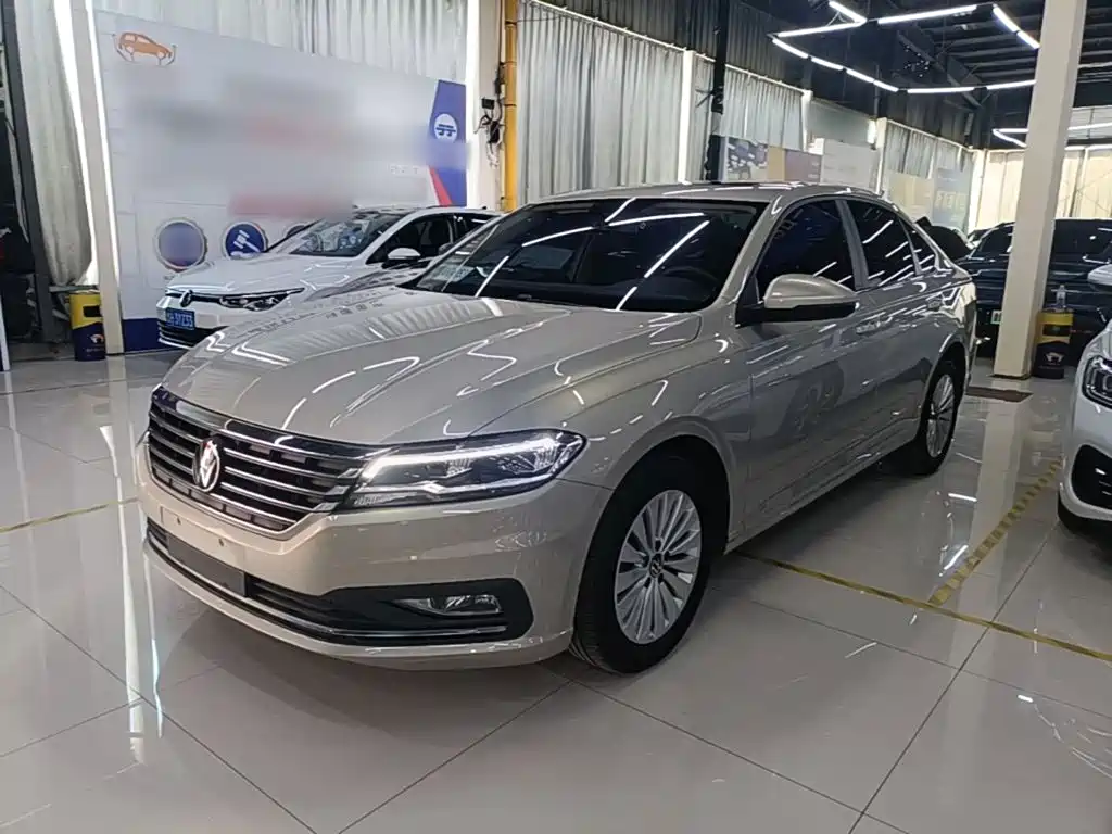 Volkswagen Lavida — миниатюра 2