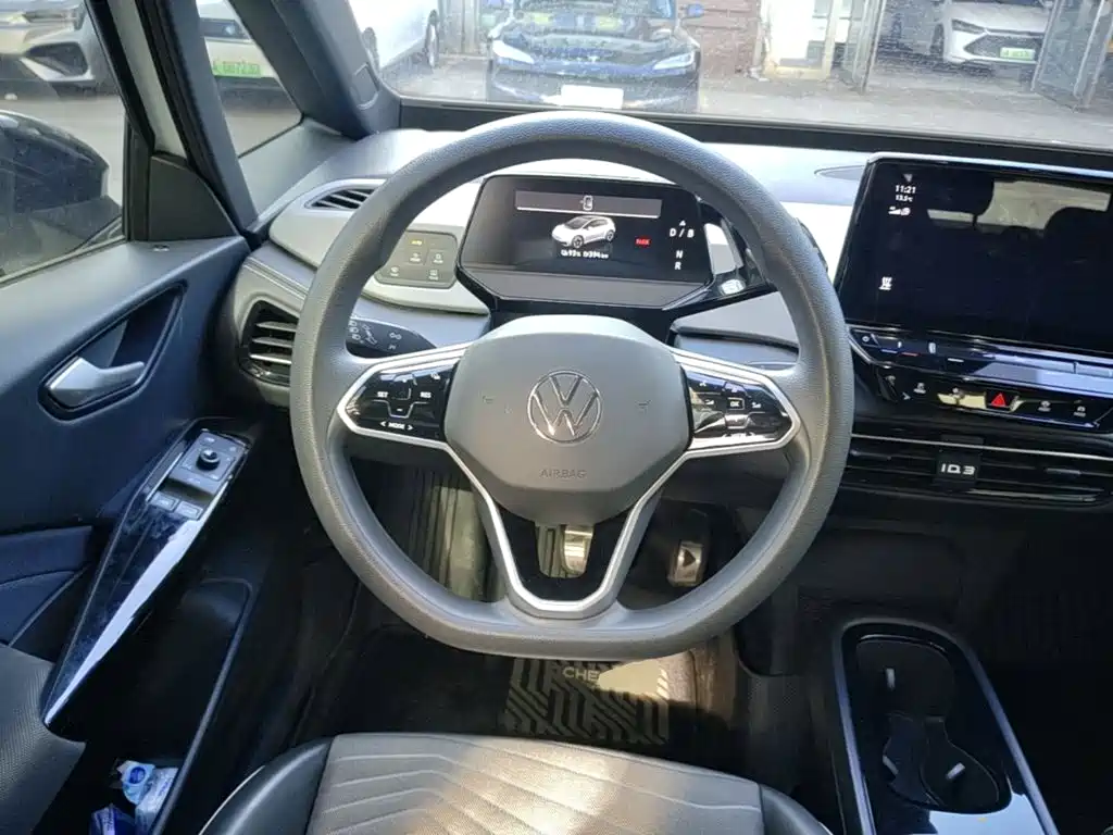 Volkswagen ID.3 — миниатюра 11