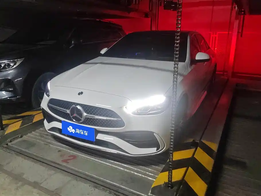 Mercedes-Benz C-Class 2021