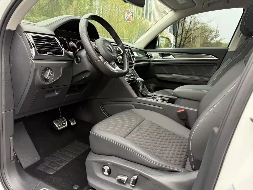 Volkswagen Teramont — миниатюра 4