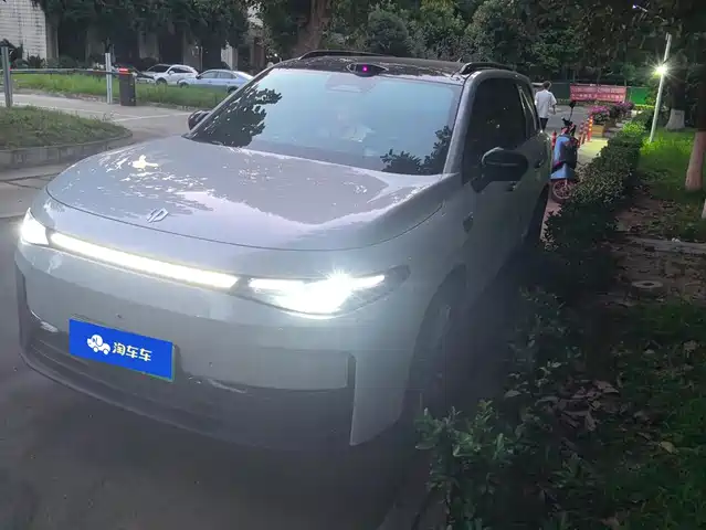2025 Leapmotor C16