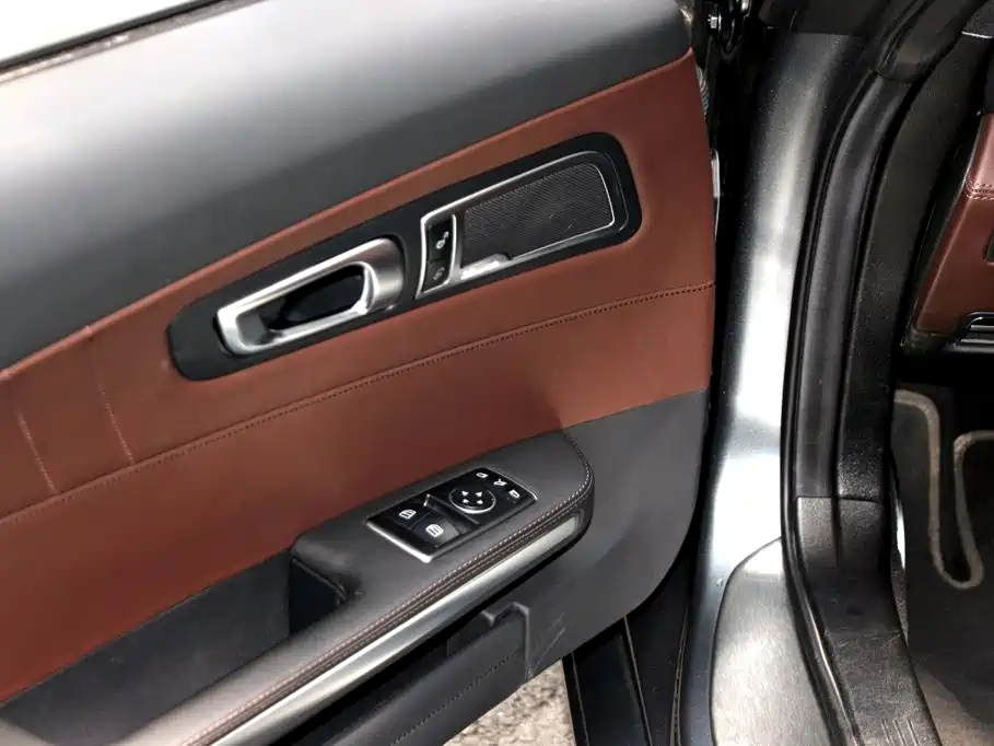 Mercedes-Benz AMG GT — миниатюра 9