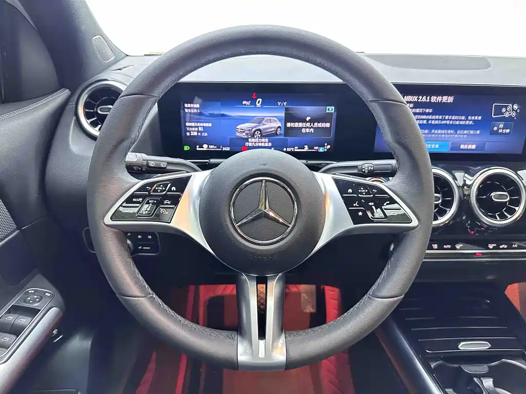 Mercedes-Benz GLA — миниатюра 9