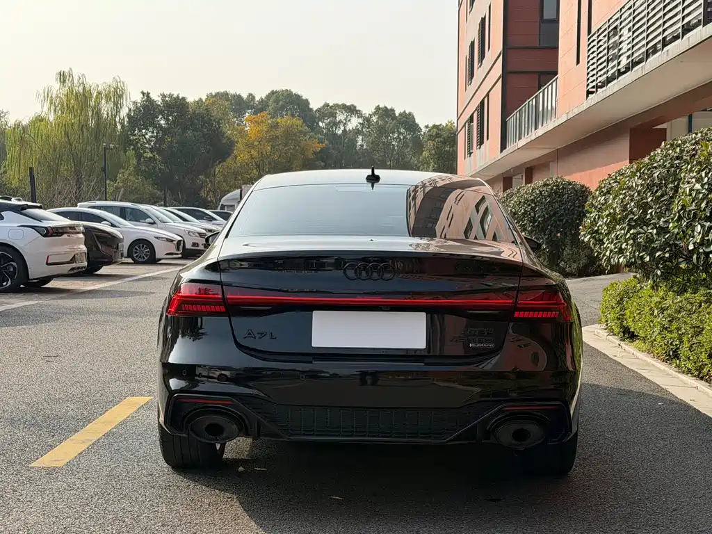 Audi A7L — миниатюра 14