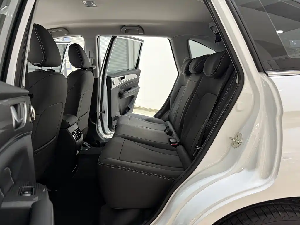 Haval M6 PLUS 1.5T Manual Elite Connected Type, фото 9