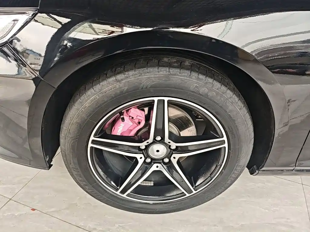 Chevrolet Malibu XL — миниатюра 23