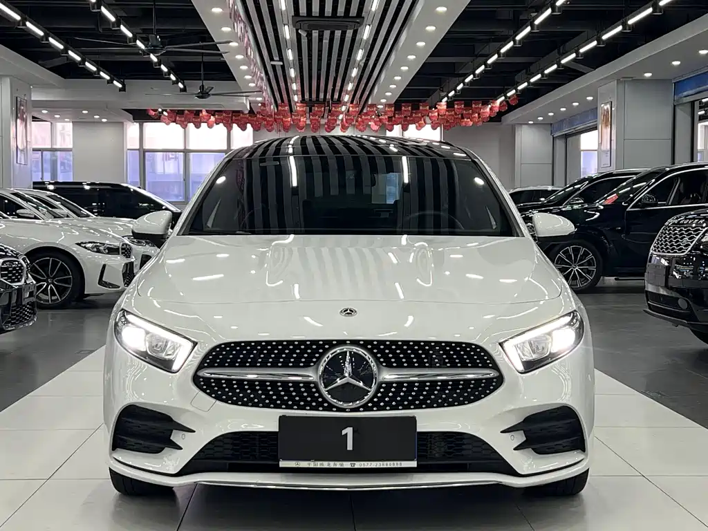 MERCEDES-BENZ A CLASS