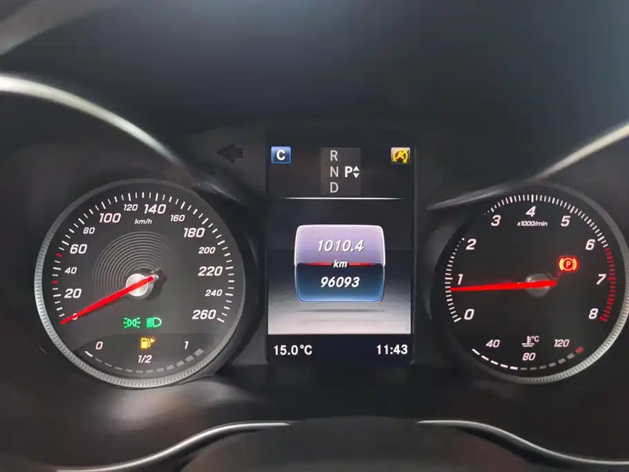 Mercedes-Benz C-Class — миниатюра 14